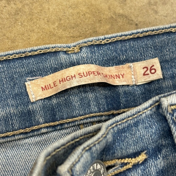 Levi’s mile high super skinny jeans - Picture 3 of 4
